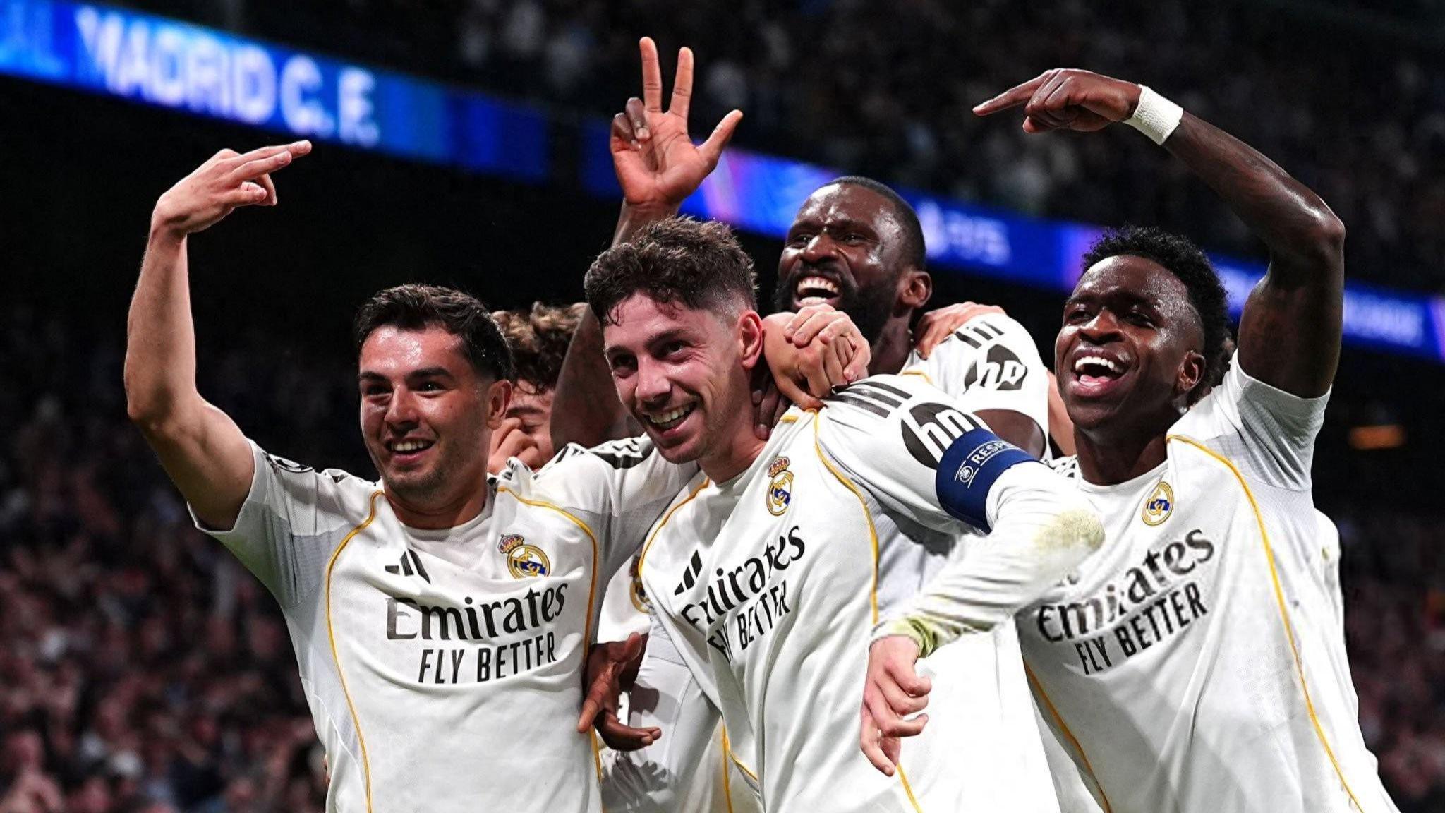 开云体育官网-欧冠：巴尔韦德上演帽子戏法，皇马伯纳乌3-0完胜曼城