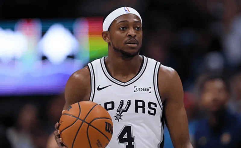 kaiyun-福克斯：没想到马刺本赛季能取得佳绩，我觉得需要两年时间