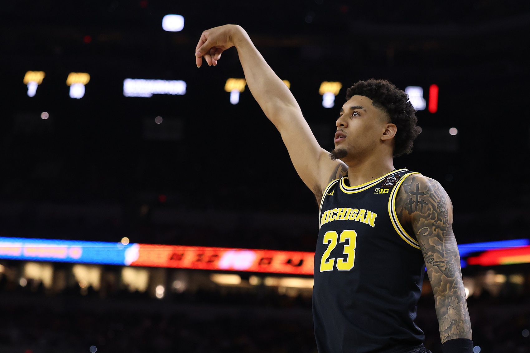 kaiyun-带伤作战助队夺冠！热门秀伦德博格13中4&amp;罚球5中5 拿到13分